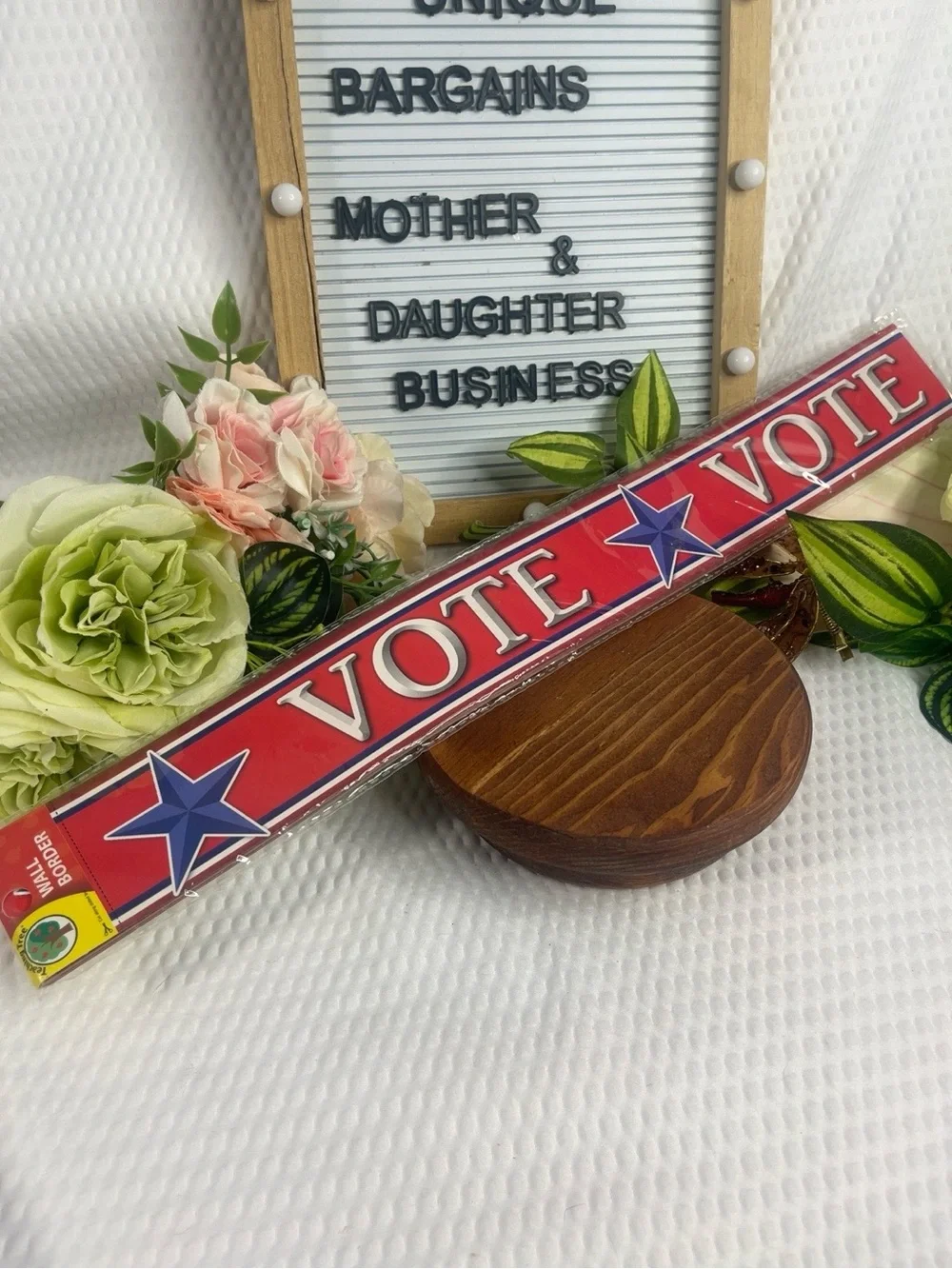 Teaching Tree VOTE Patriotic Wall Border 14 Pieces Red White Blue Stars Sealed